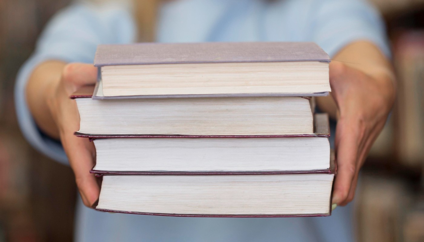 Caro scuola? Ai libri ci pensiamo noi!